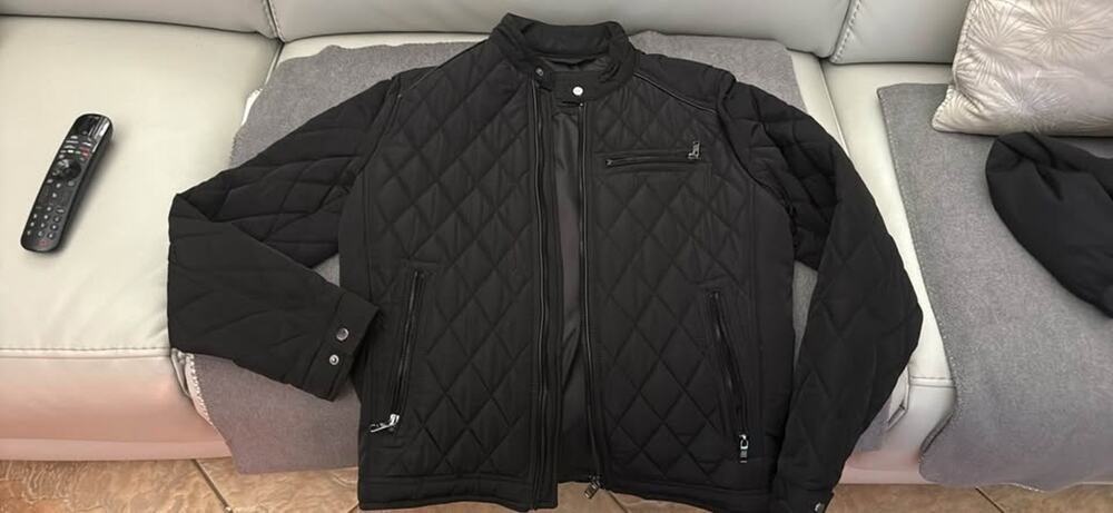 Zara black quilted jacket US S Beautiful